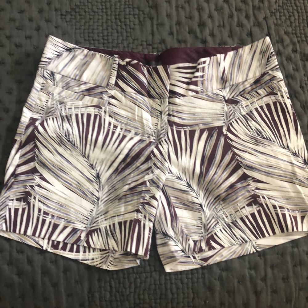 The Limited palm print shorts - 5 inch inseam